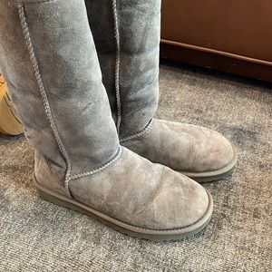 UGG Tall Boots Grey